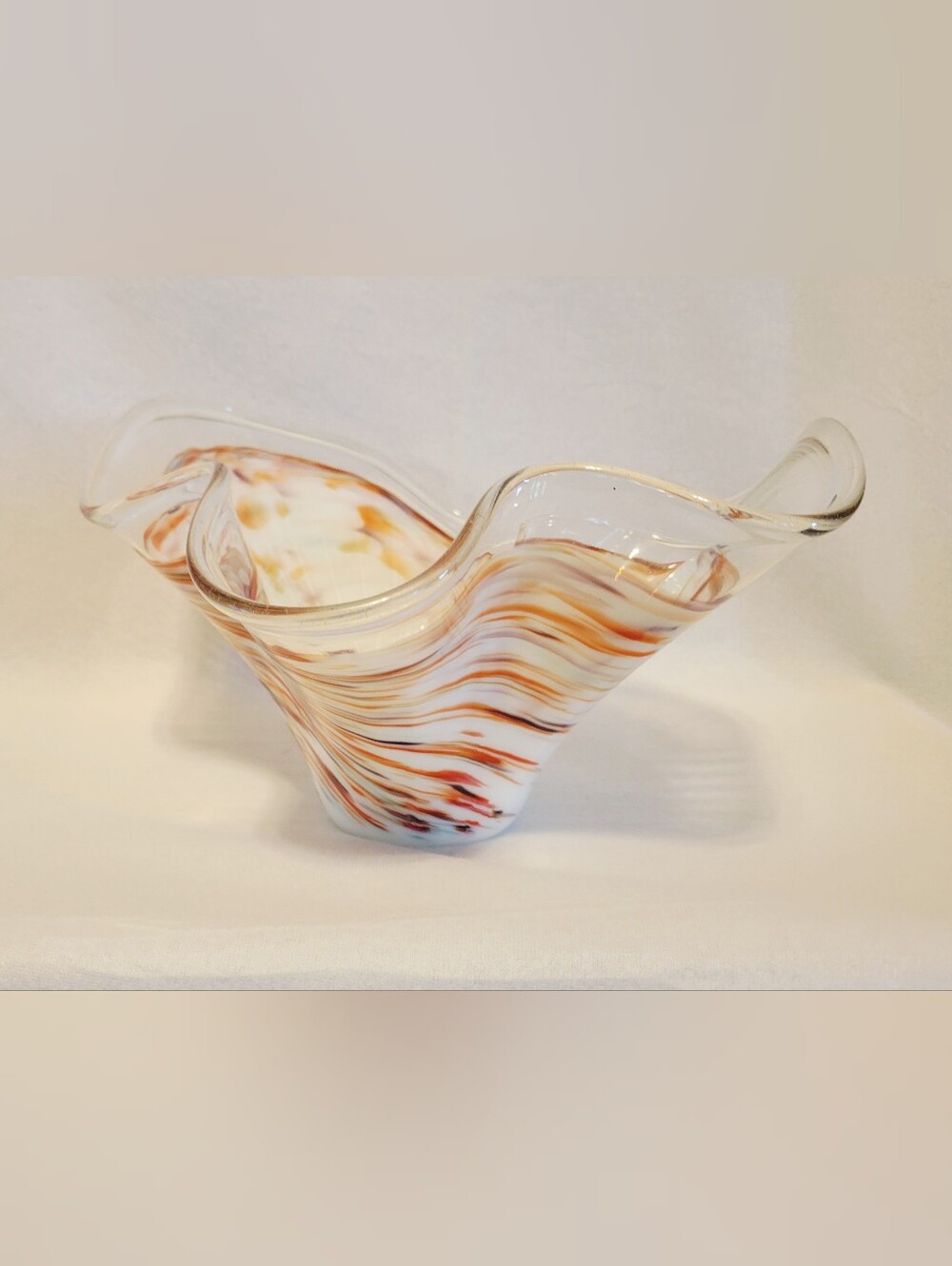 Murano Style Hankerchief Bowl